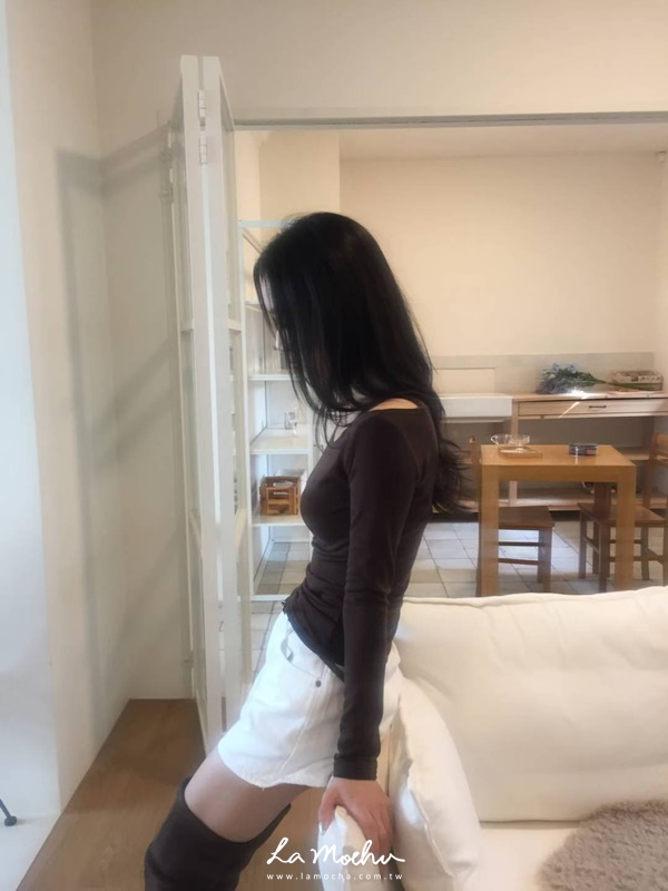 磨毛一字領吊帶上衣